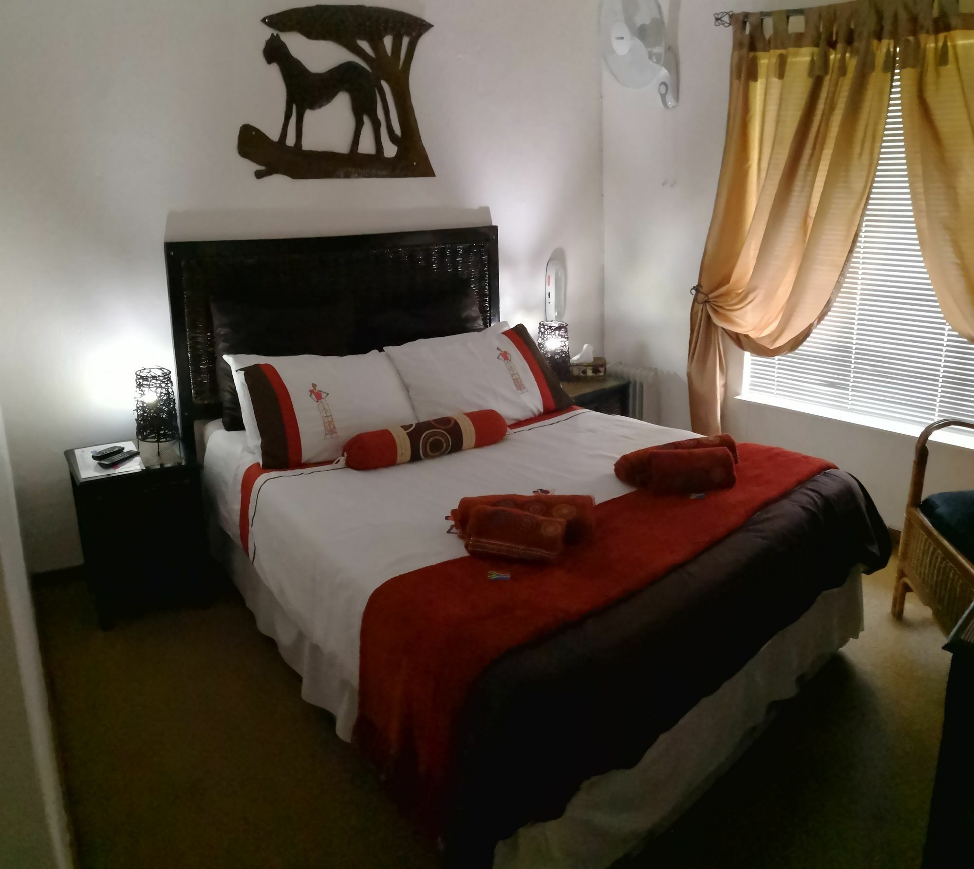 All Over Africa Guest House Kempton Park Exterior photo