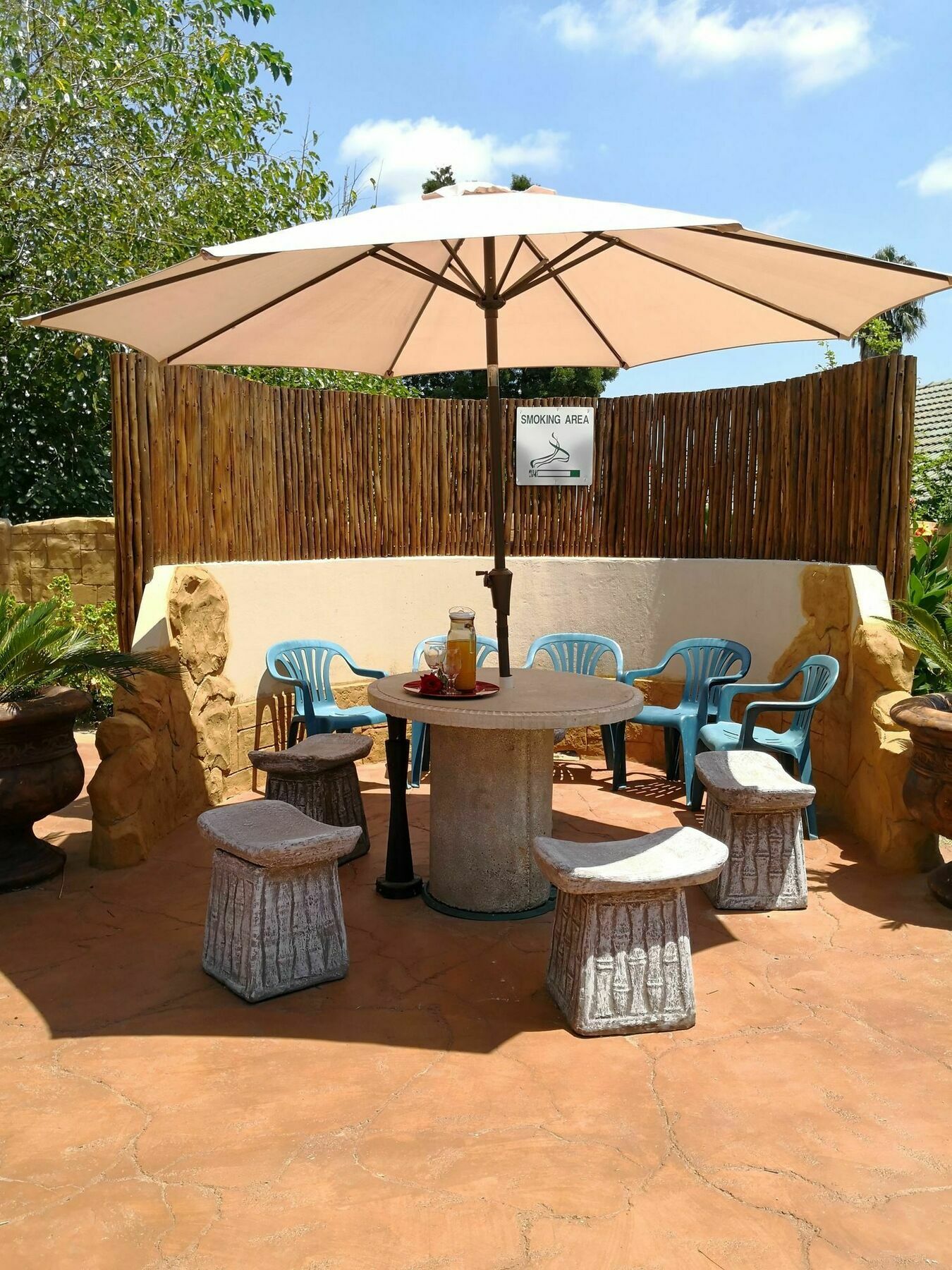 All Over Africa Guest House Kempton Park Exterior photo