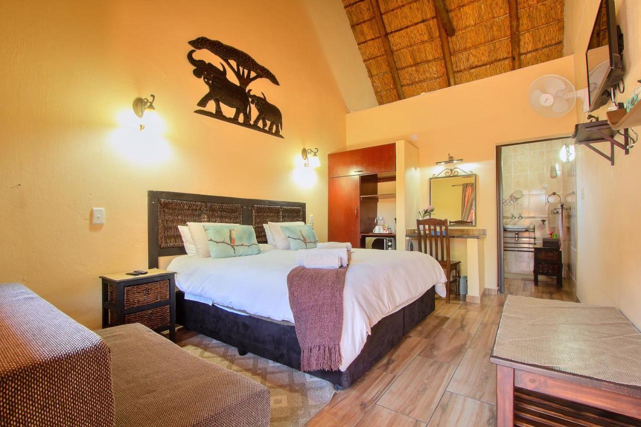 All Over Africa Guest House Kempton Park Exterior photo