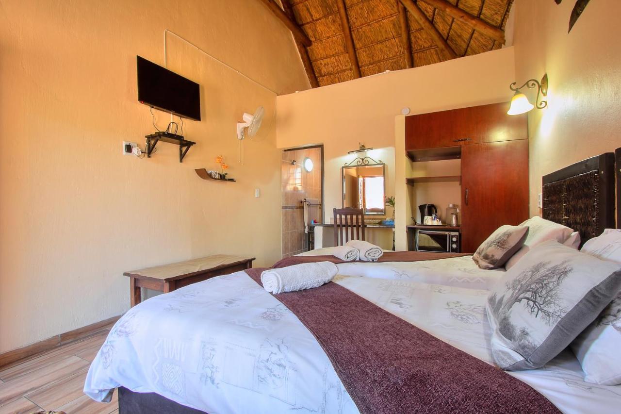 All Over Africa Guest House Kempton Park Exterior photo